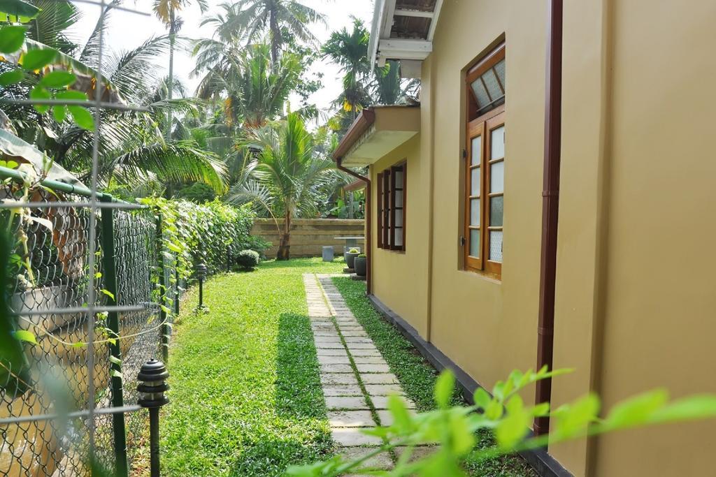 Hewittes Cottage Weligama Exterior foto